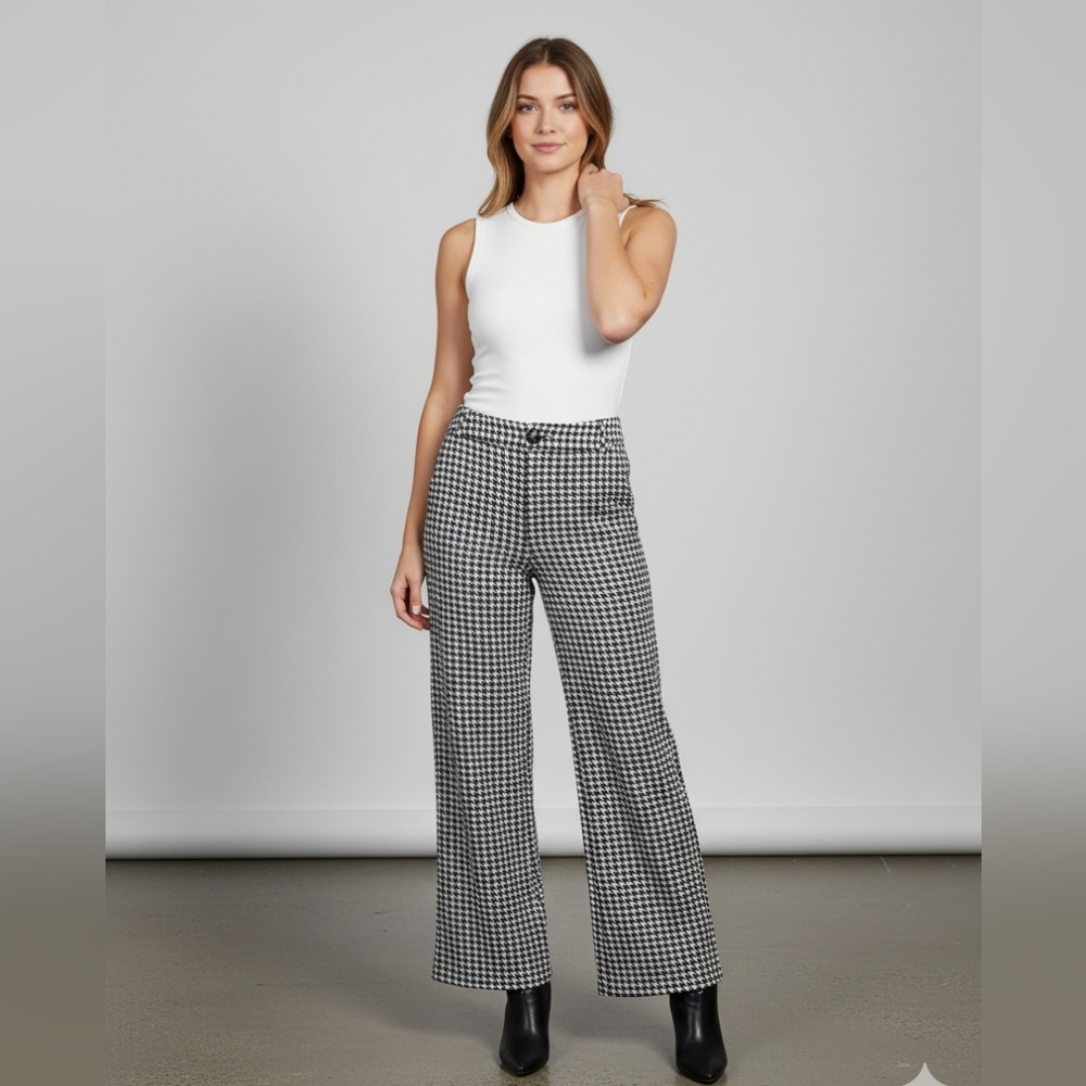 ⚡️Cabi Black and White Houndstooth Wide Leg Pants - Size 8 - Picture 7 of 7